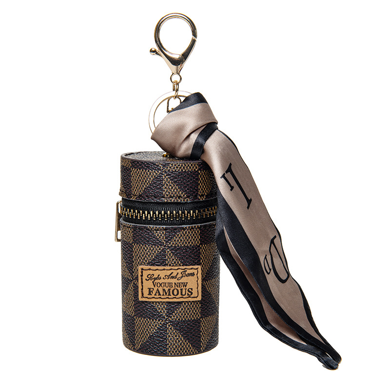 2024 New Cute Bucket Shape Fashion Casual Lipstick Bag Women's Compact Portable Key Pendant Silk Scarf Small Bag