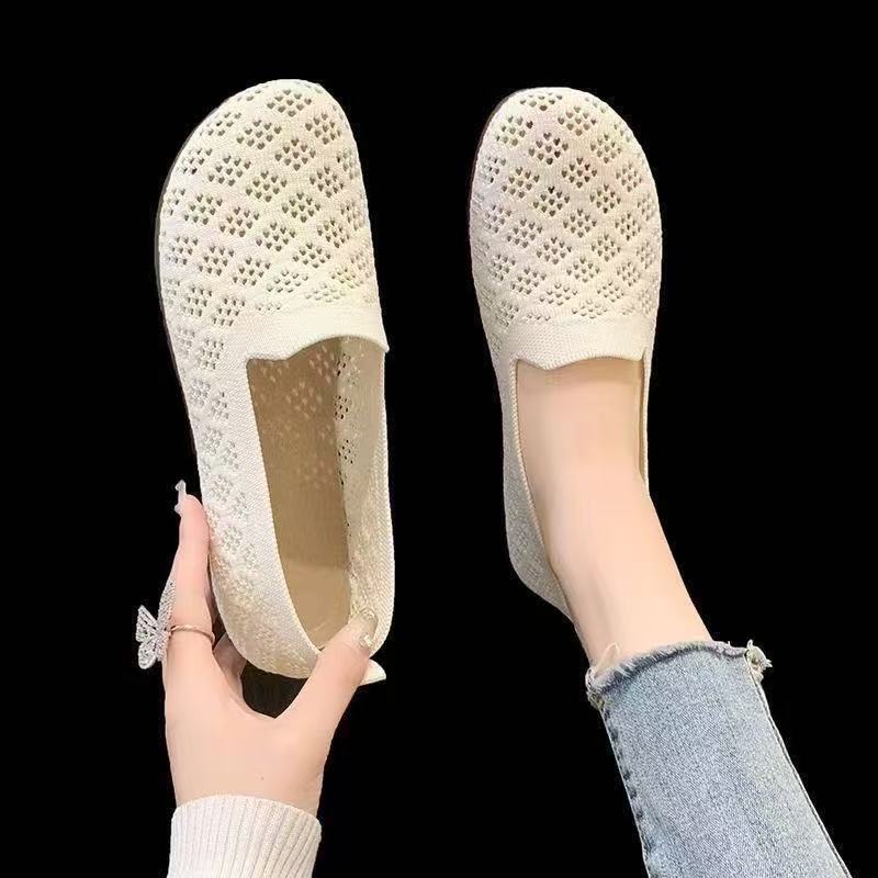 Cross-Border Dropshipping Popular 2025 Summer Hollow Mesh Soft Sole Mom Fashion Casual Shallow Low-Top Mom Shoes for Women