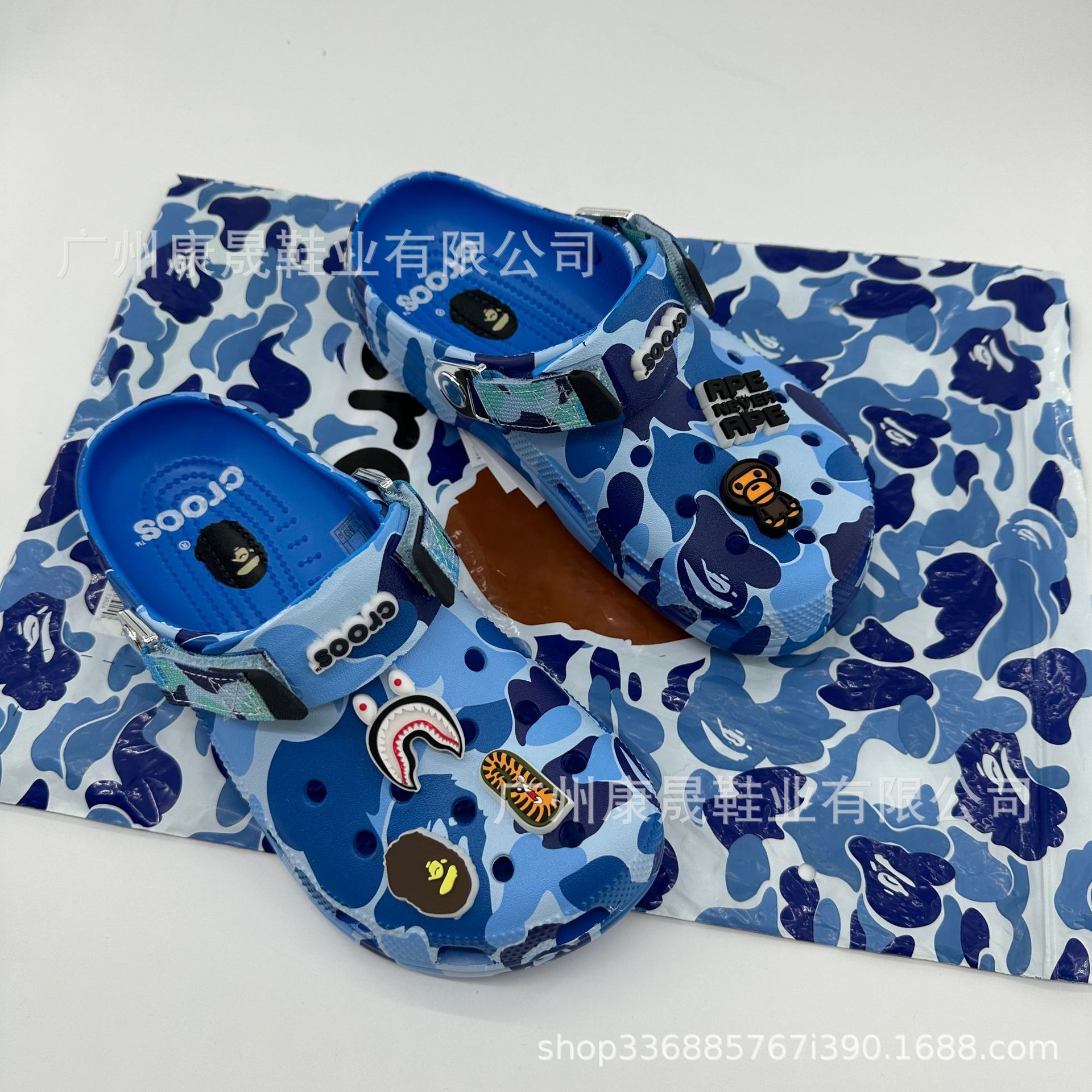 25 New Cross Croc Shoes Lazy Shoes Black Blue Green Pink Summer Trendyy Casual Couple Slippers