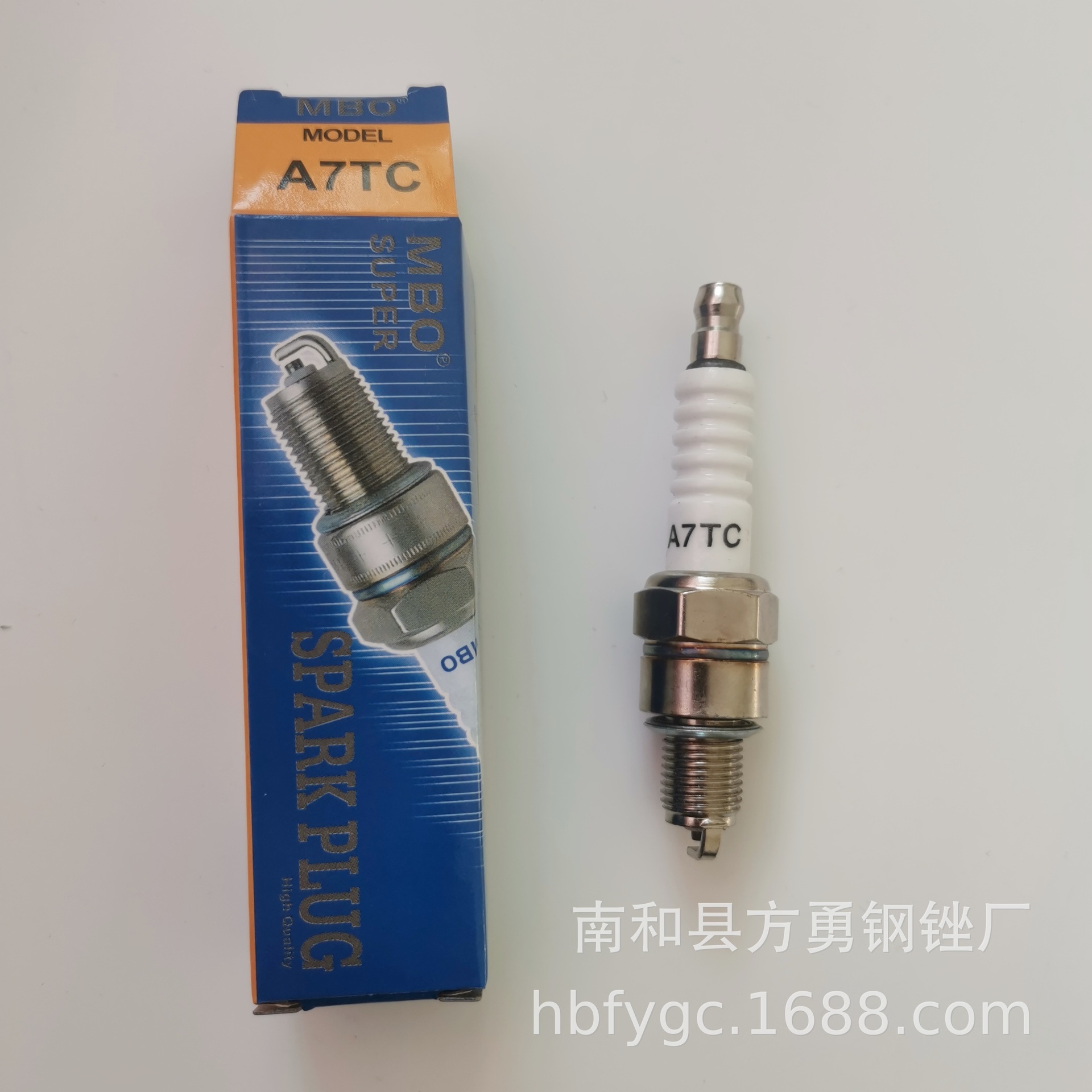A7Tc Motorcycle Spark Plug 70/80/90/110 Diamond Leopard Model 125 Spark Plug D8Tc Manufacturer Batch Duoduo