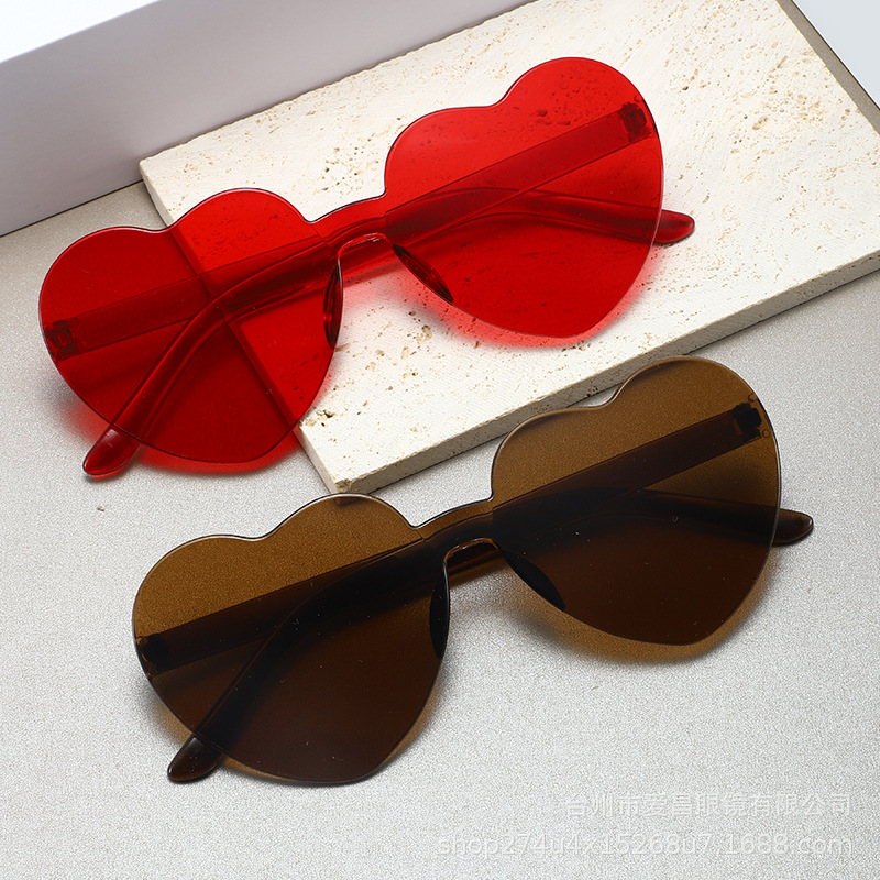 Heart-Shaped Glasses Factory Heart Glasses Candy Jelly Color Rimless Heart-Shaped One-Piece Glasses Dazzling Color Glasses
