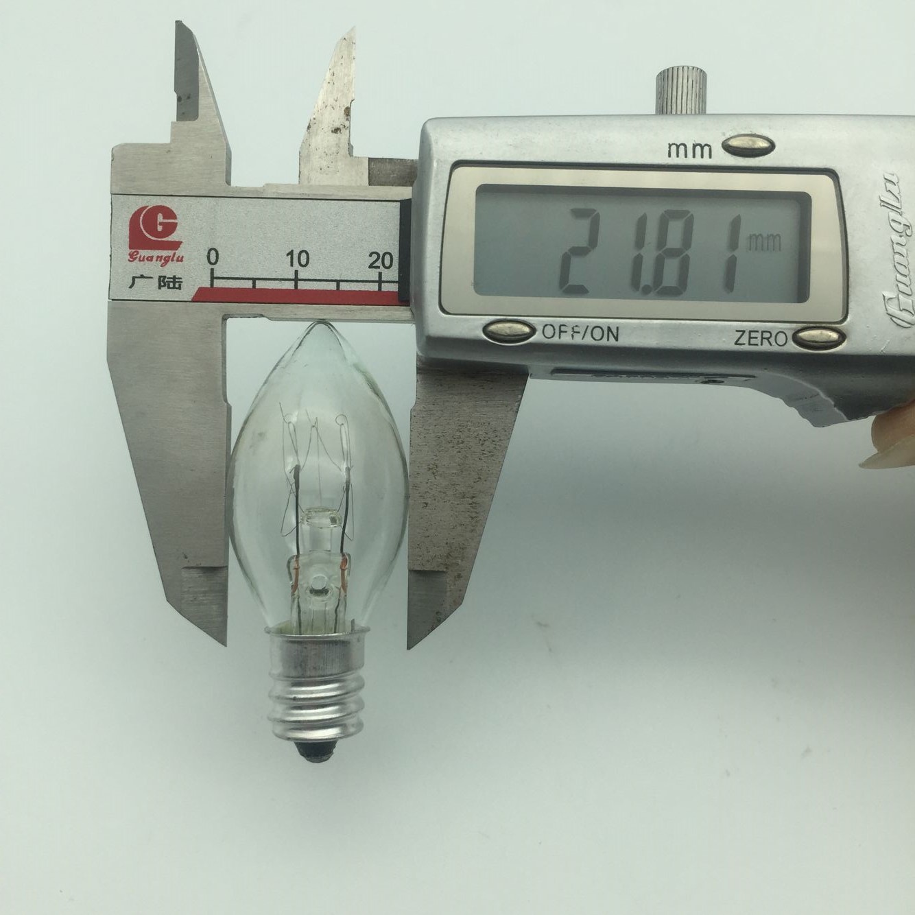 Wide and far lighting ceramic night light E12 bulb 5W small bulb 110V/220V transparent tungsten yellow light small bulb