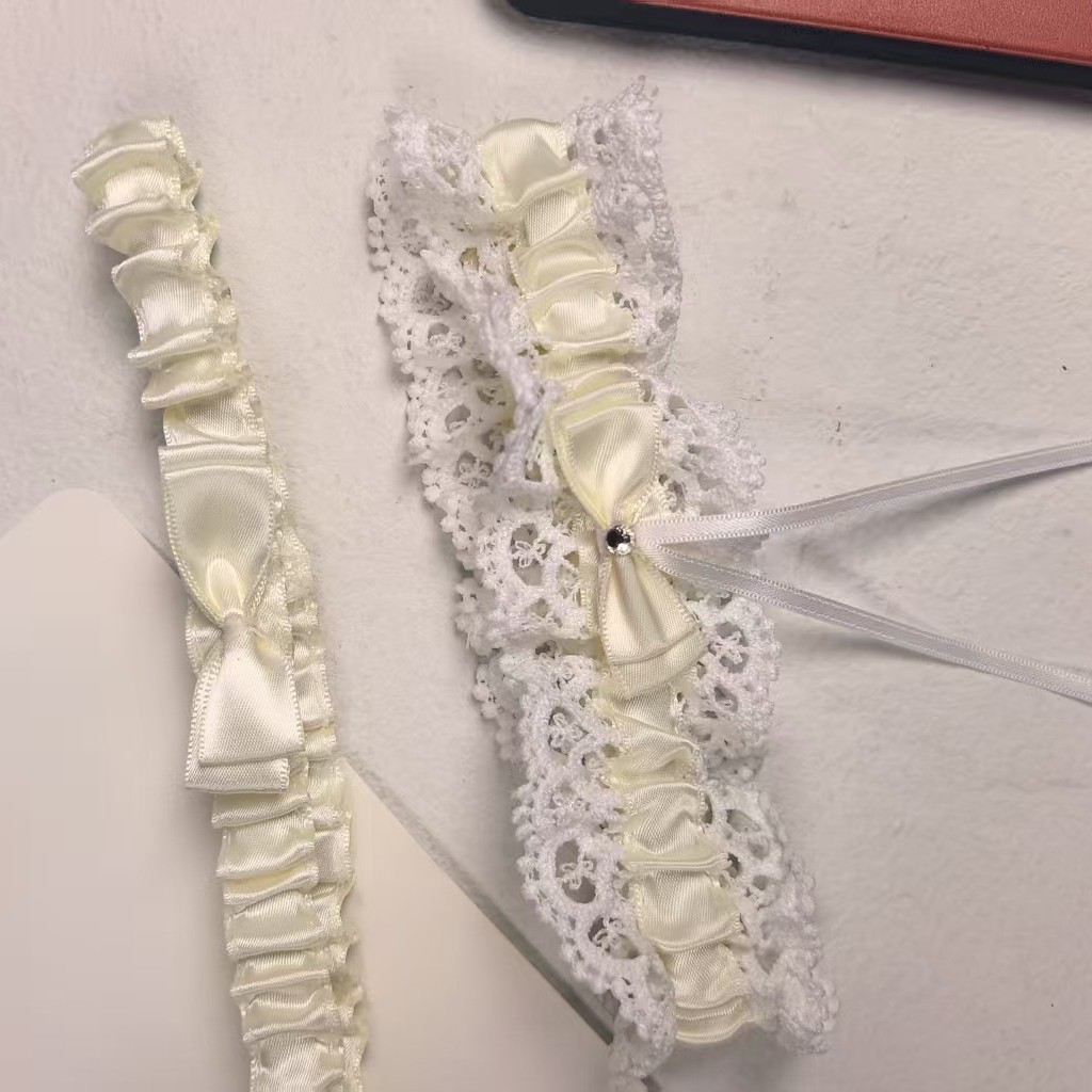 1 Set of New European and American Bridal Lace Stockings with Bows, Sexy Garters, Wedding Thigh Rings, Wedding Accessories