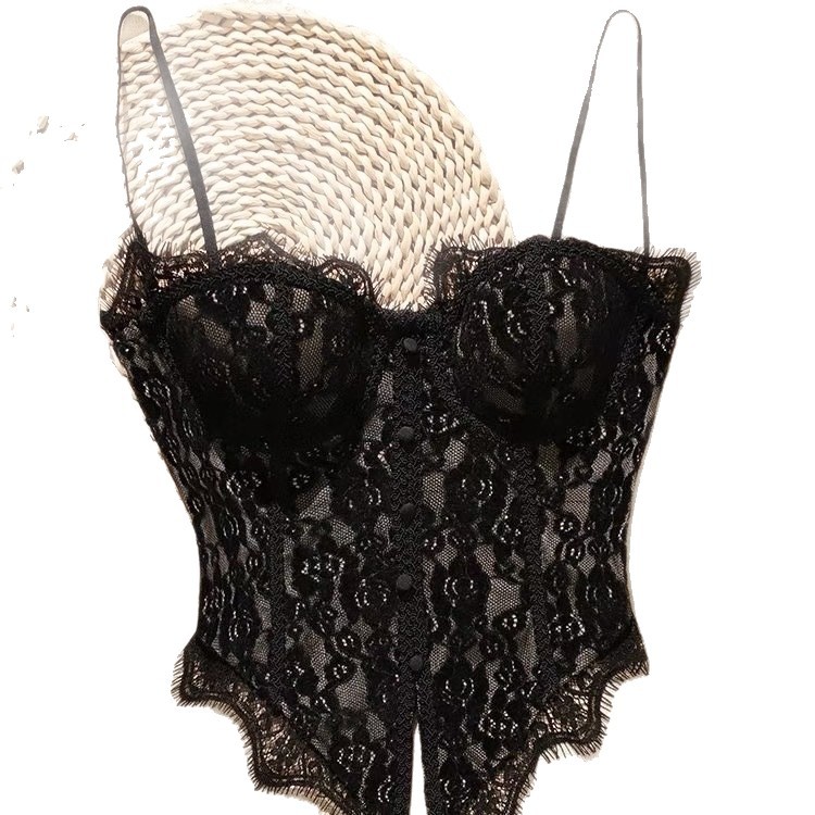 Autumn and Winter New Lace Fishbone Waist-Cinching Strapless Tube Top with a Pure and Desirable Style, Featuring a Beautiful Back Design, Built-In Chest Pads, and a Back Zipper