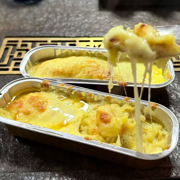 Processed and Customized Food: Thai Golden Pillow Frozen Durian, Roasted Durian, Popular Small Golden Strips, Economical for Supermarkets and Commercial Use