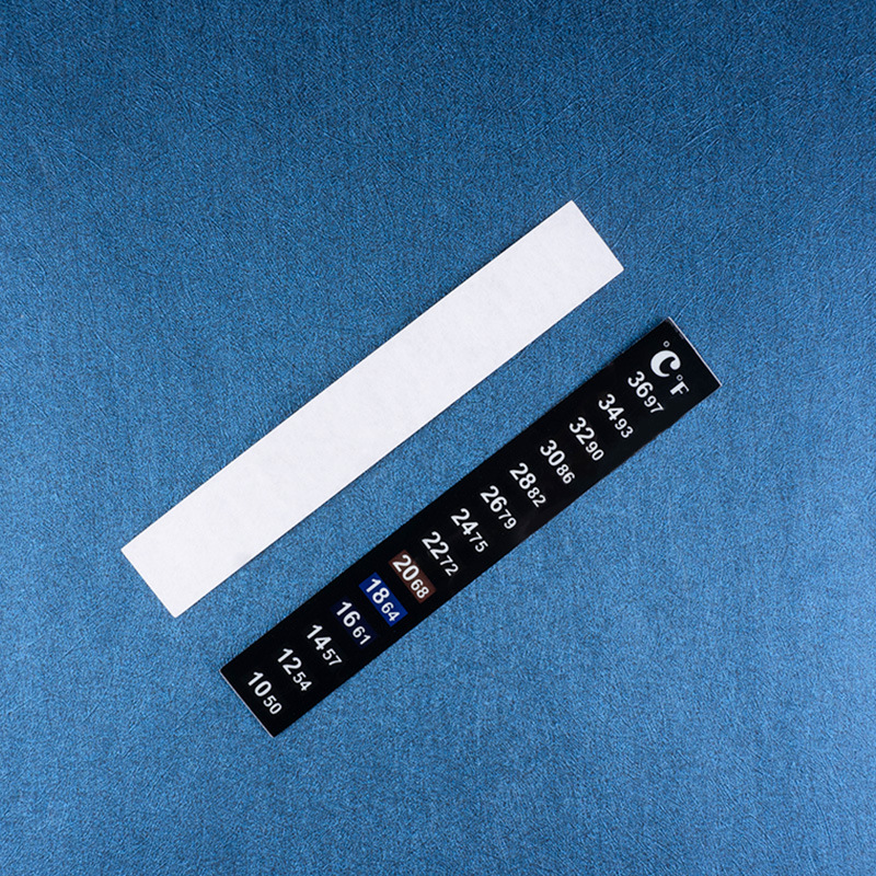 Aquarium thermometer 10-36 ℃ liquid crystal temperature measurement patch reptile box digital temperature fish tank thermometer