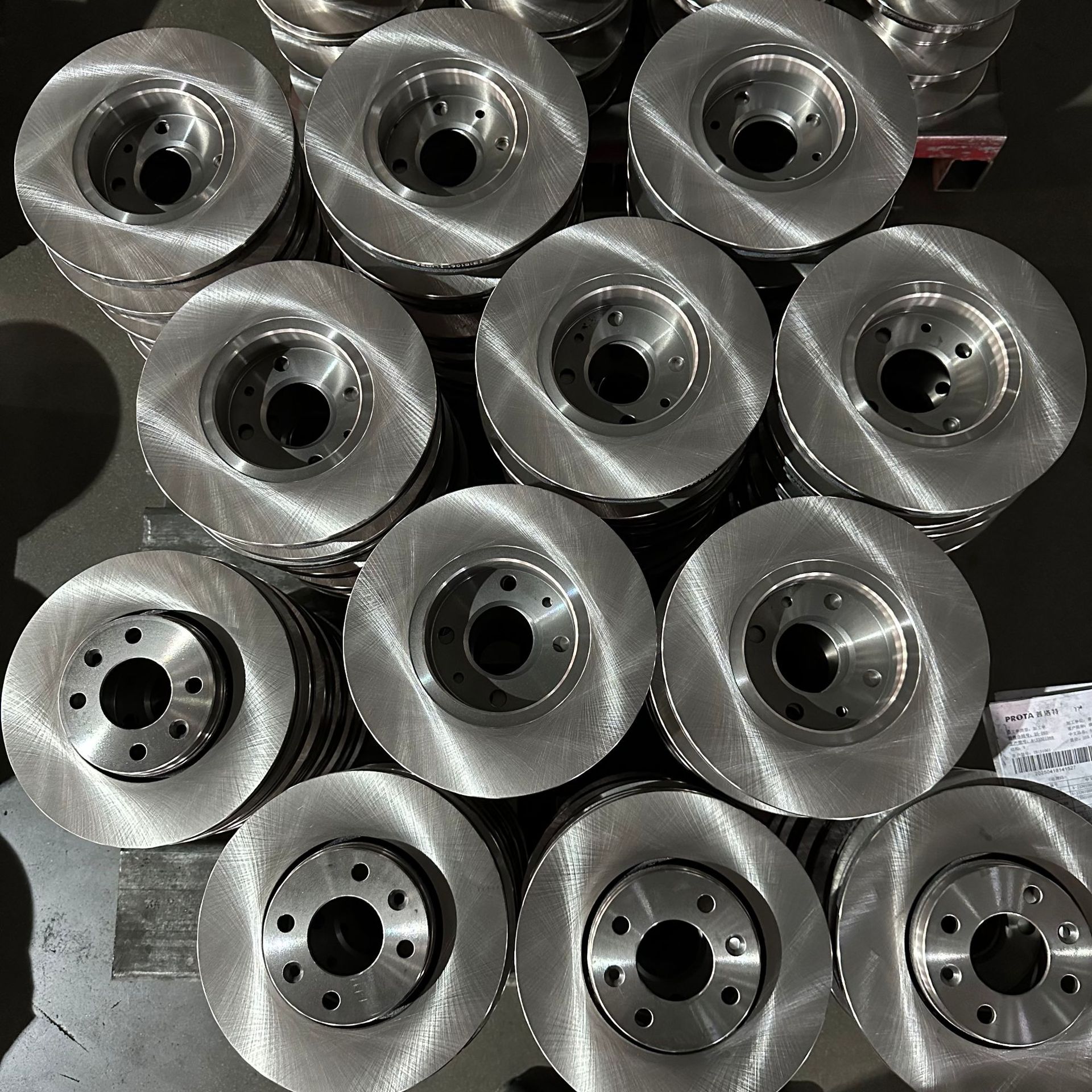 40206Ax600 Is Suitable for Renault Micra, Dacia, Ganna, Nissan Tiida, Sunny Brake Disc Ht250