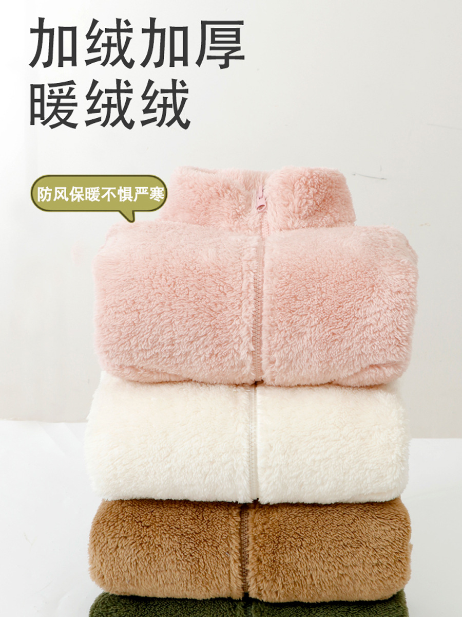 Children's Plush Outwears for Boys and Girls in Autumn and Winter Fleece-Lined Thick Family Style Comfortable Velvet Outwears, Light and Warm, Same as Uniqlo Pants