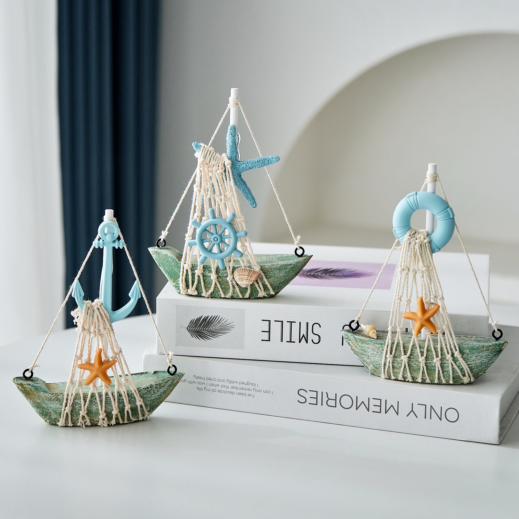 Mediterranean Style Retro Wooden Sailboat Iron Anchor Helmsman Boat Starfish Lifebuoy Boat Model Ornaments Decoration
