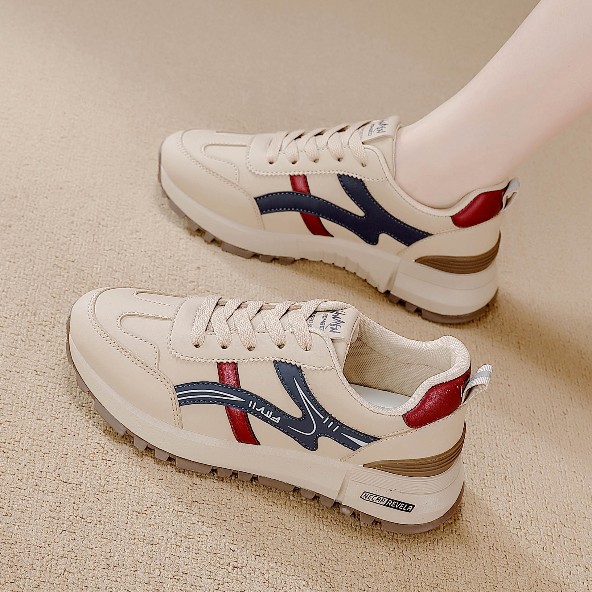 Cross-border plus size Leather sneaker Women's Running Shoes Spring 2025 New Fashion Casual All-match Torre Shoes Women