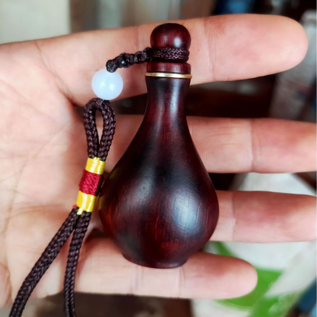 High-Density Rhinoceros Horn Rosewood Ebony Purple Sandalwood Vase Snuff Bottle Handle Piece