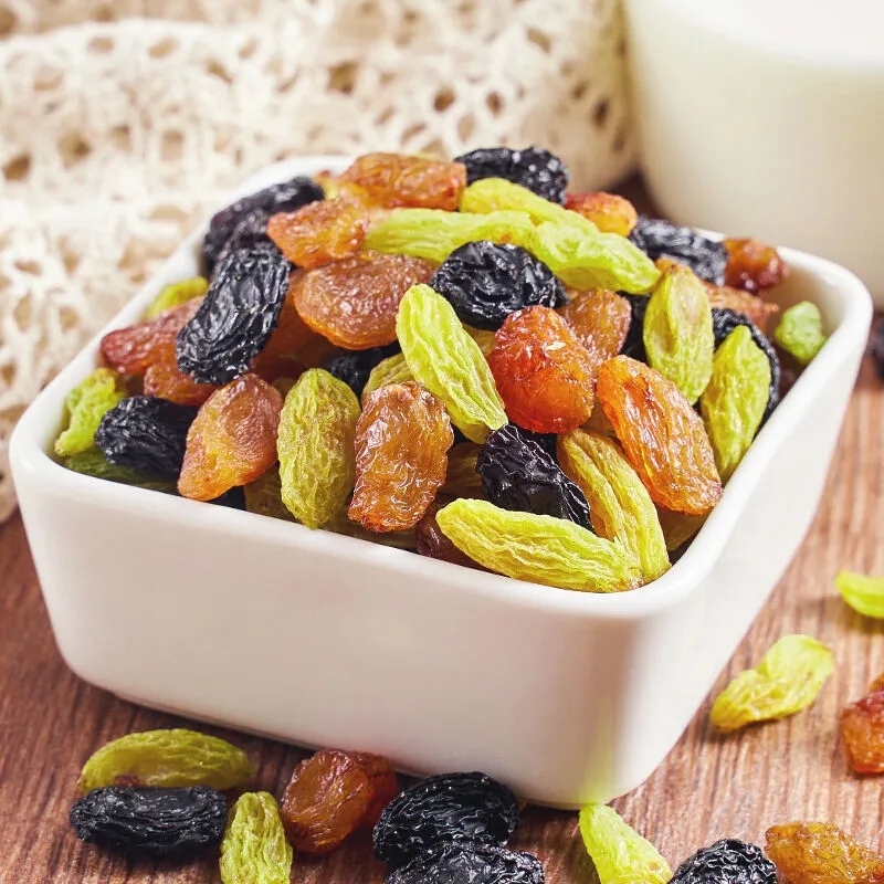 Xinjiang Four-color Raisins Turpan Specialty Oversized Mixed Blackcurrant Red and Green Fragrant Princess Free-to-eat Snack