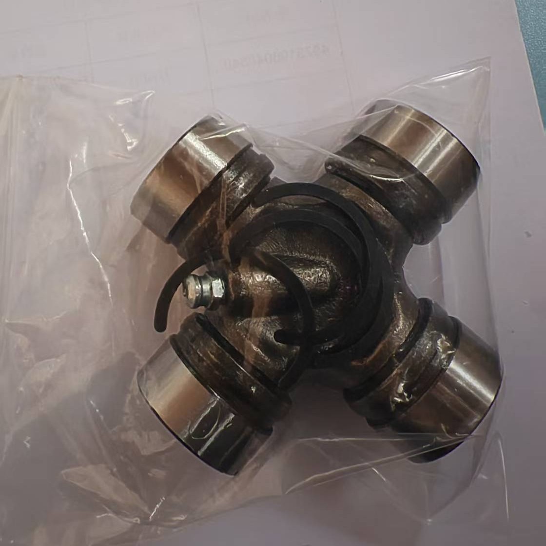 04371-60070 Cross Shaft Kit, Front Propeller Shaft Uni Versal Joi