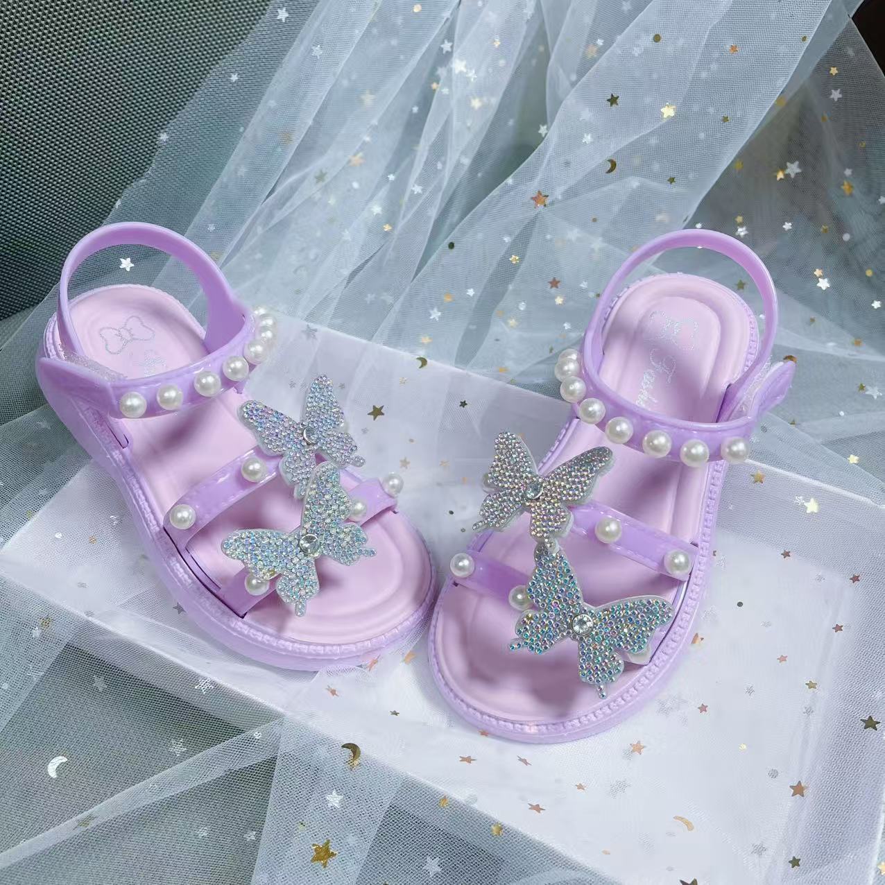 New Sweet and Cute Princess Children's Large Children's Sandals Soft Sole Girls Pearl Beach Sandals Wholesale