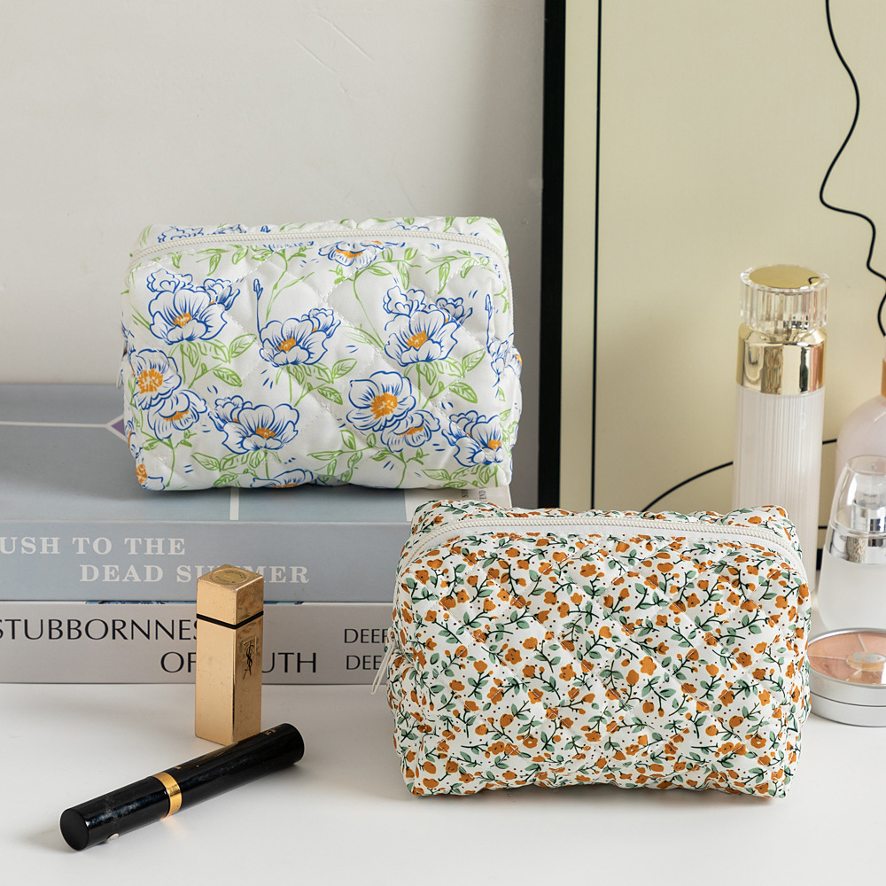 Cotton Floral Quilted Lipstick Storage Bag Women's Cosmetic Storage Bag Headset Data Cable Cosmetic Bag Wallet