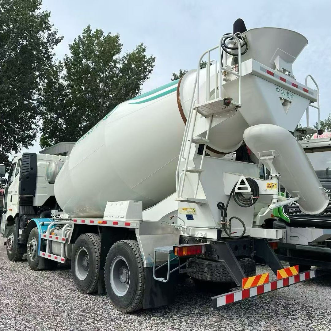 China Faw Used Concrete Mixer Tank Truck Export Faw Cement Mixer Truck Export to Middle East and Central Asia