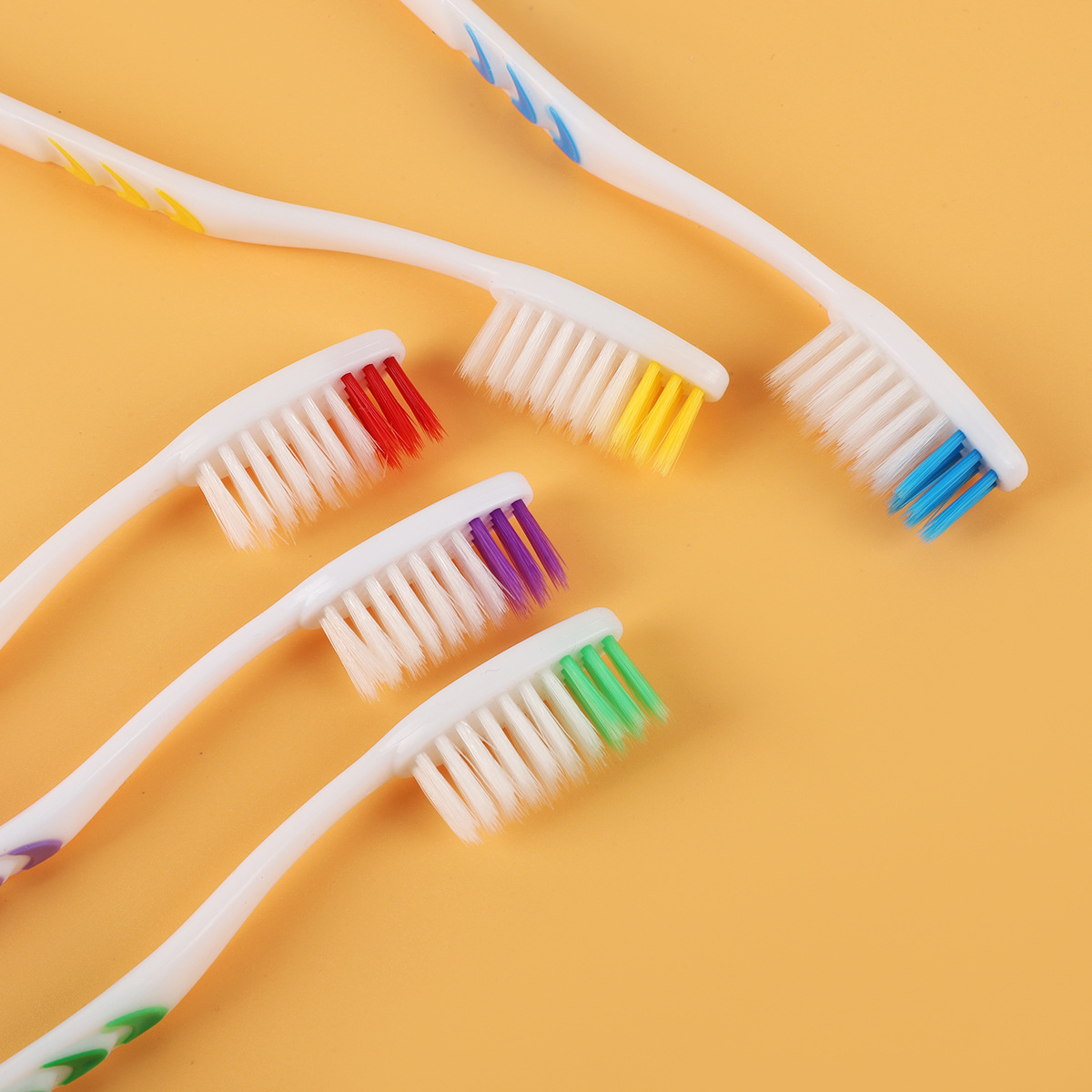 Homestay Comfortable Men's and Women's Two-color Brushed Toothbrush Single Adult Disposable Soft Toothbrush Home Pack Wholesale