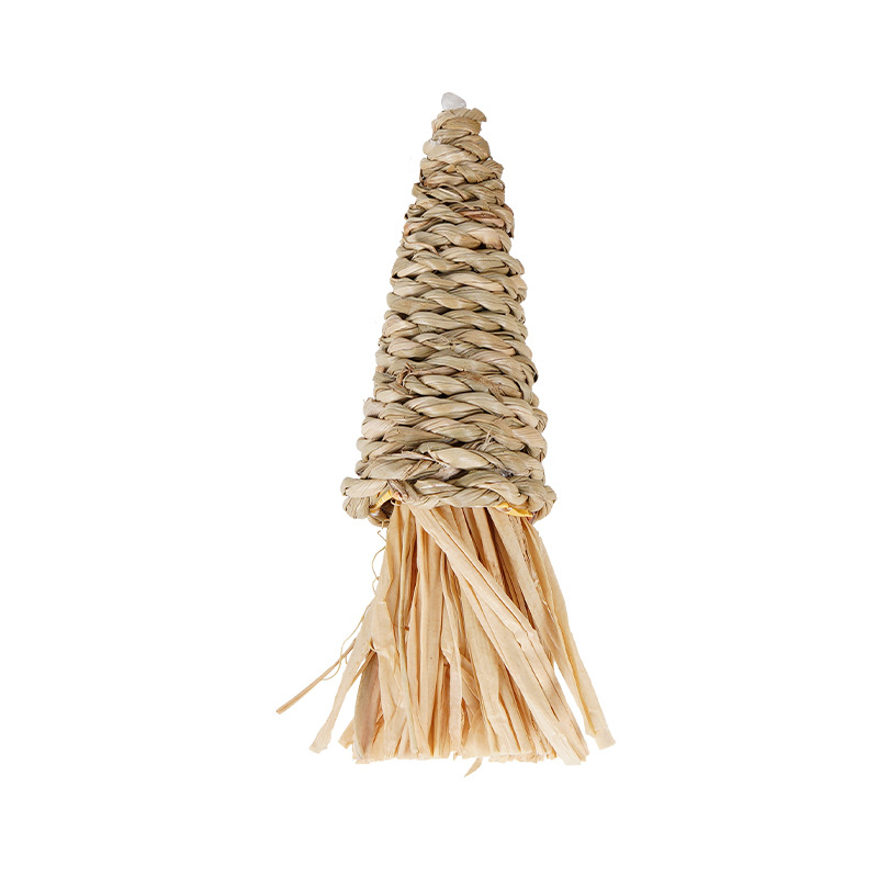 Wholesale Hamster Rabbit Totoro Parrot Gnawing Molar Grass Toy Hand-woven Water Grass Radish Shaped Hamster Toy