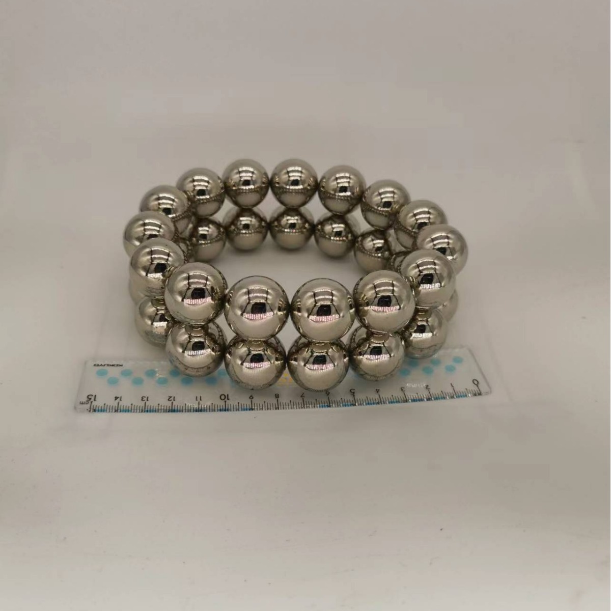 Magnetic ball neodymium iron boron rare earth magnet ball industrial steel ball strong ball permanent magnet Barker ball size ball magnetic factory direct sales