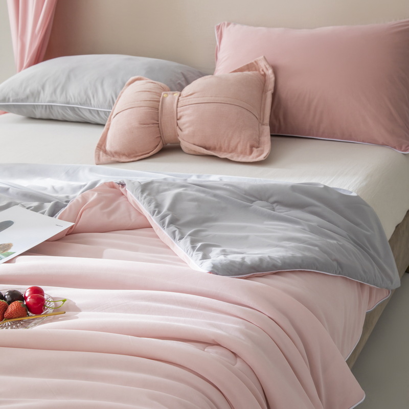 Summer cool silk summer cool quilt air conditioning quilt children's ice cream quilt solid color ice silk summer quilt thin quilt gift wholesale