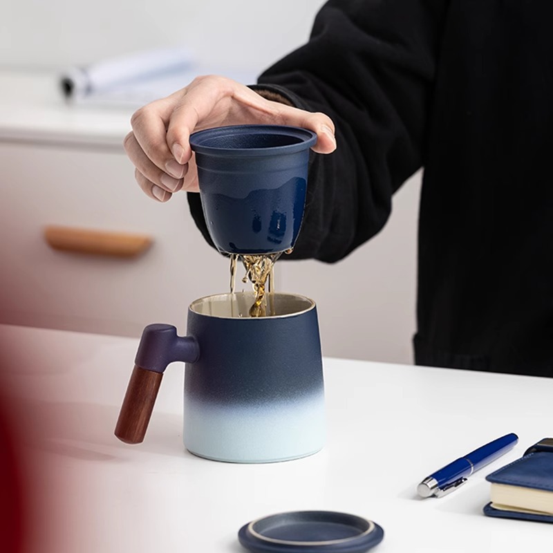 Company Annual Meeting Business Gift Festival Accompanying Gift Meeting Souvenir Creative Company Gift to Send Employees to Print logo