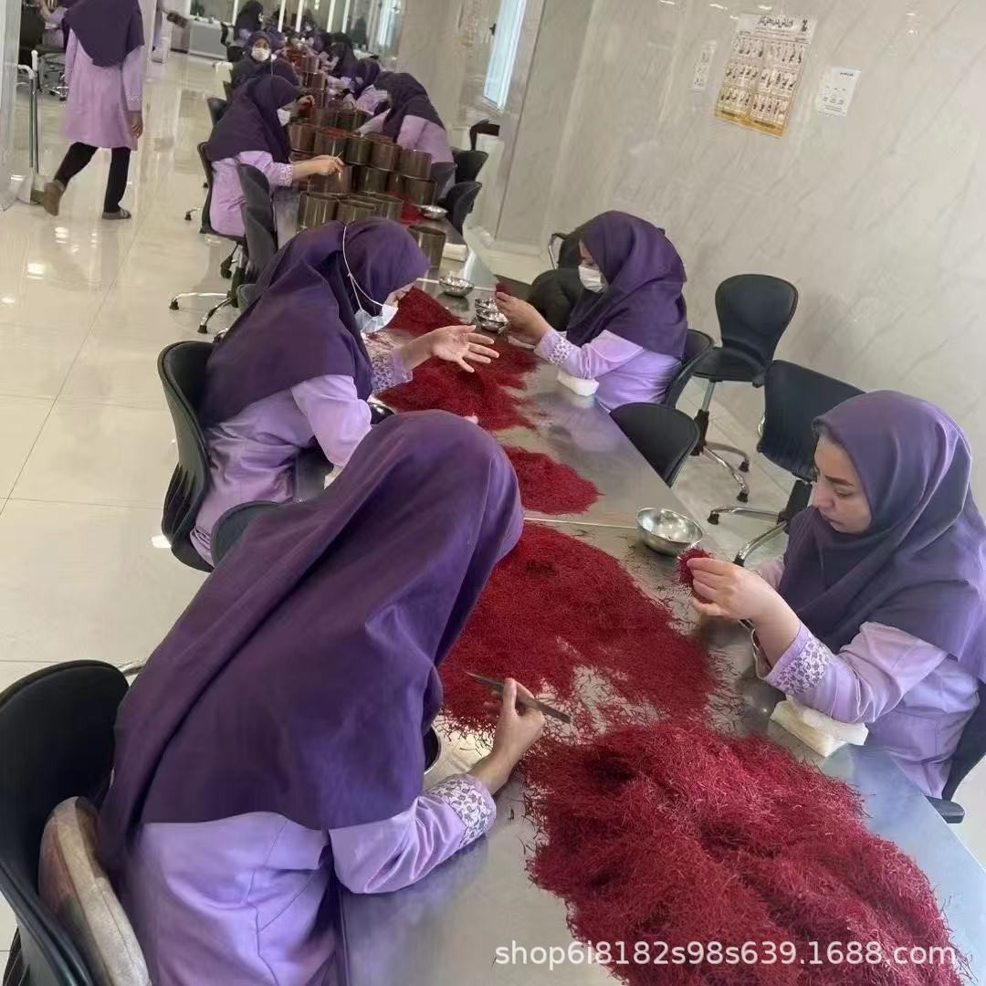 Saffron First Crop Premium Iranian Saffron Long Strands in Stock for Dropshipping