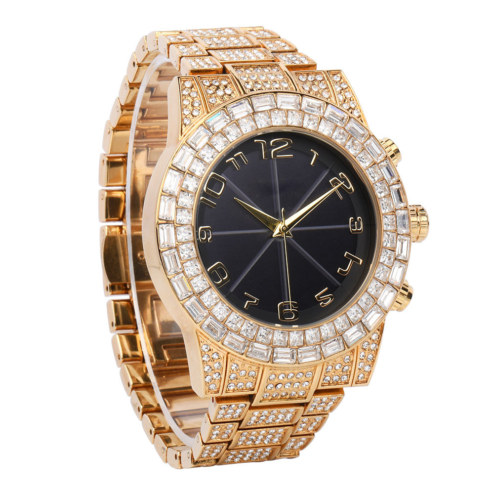 Factory Customized German and Japanese Dual-Frequency Solar Radio Watch, Fashionable Full Diamond Gold Shell with Radio Watch Digital Watch for Men