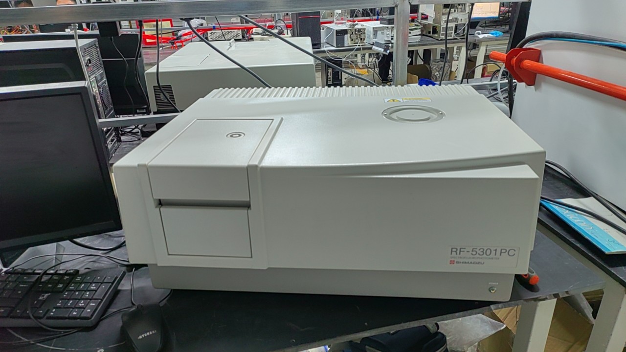 Shimadzu Fluorescence Spectrophotometer