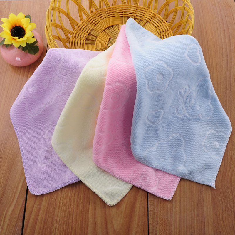 Прямые продажи с фабрики, мелкие полотенца, мультяшные полотенца для детских садов, маленькие квадратные полотенца с шнурком, индивидуальные полотенца