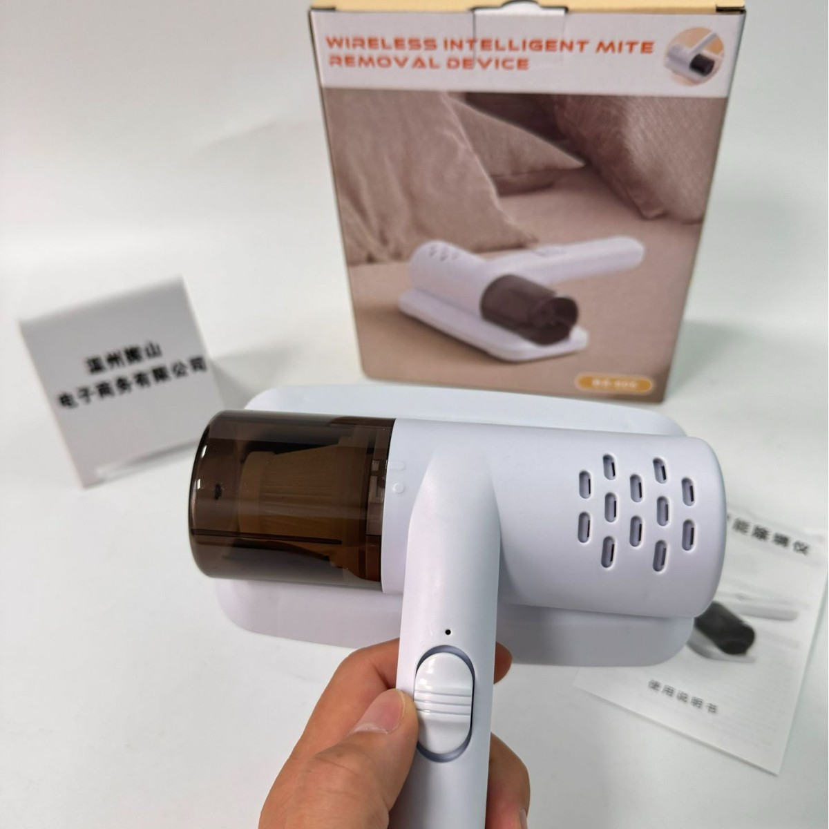 New Mini Mite Remover Cross-Border Large Suction Handheld Small Wireless Household Cleaning Ultraviolet Mite Remover