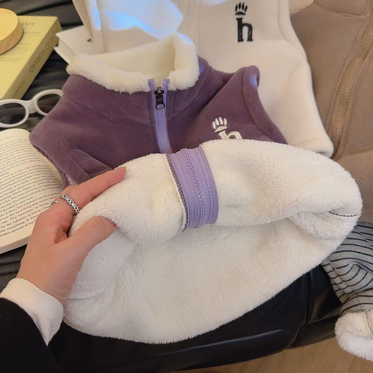 Children's Winter Fleece-Lined Thickened Vest for Boys and Girls, Fleece School Uniform Inner Lining, Warm and Stylish Embroidered Vest for Middle-Aged Children