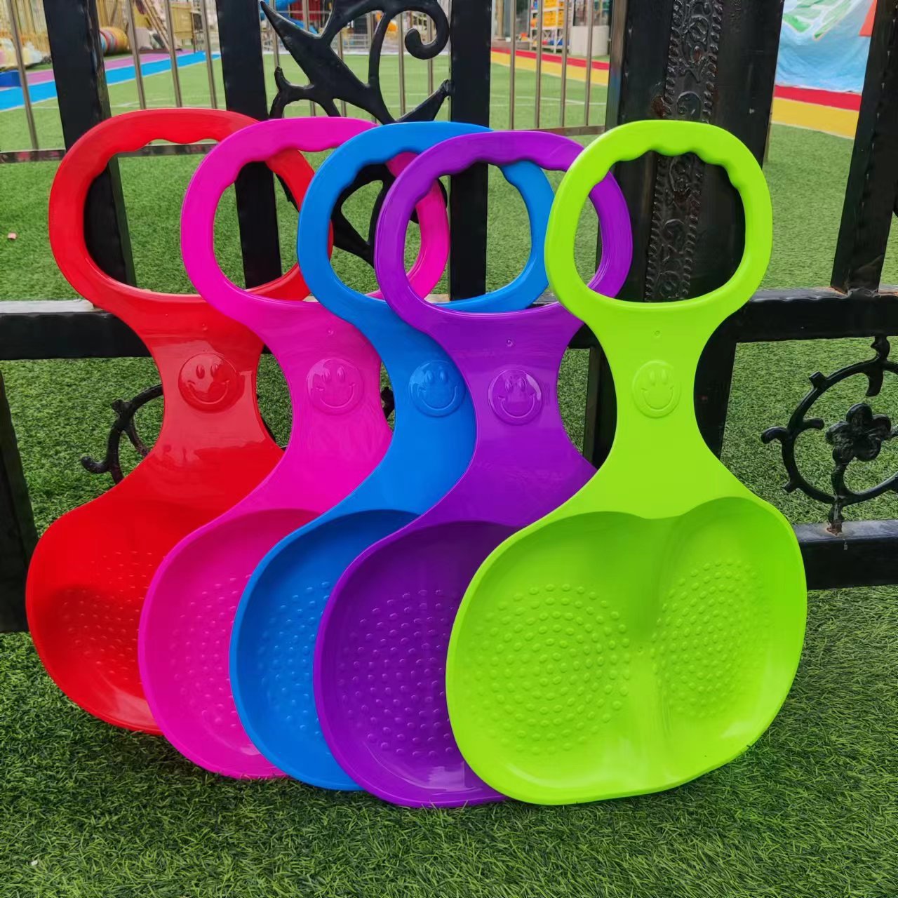 Factory wholesale large ski piece butt mat plastic snowboard children's sand skiing grass board toy snow farm supply