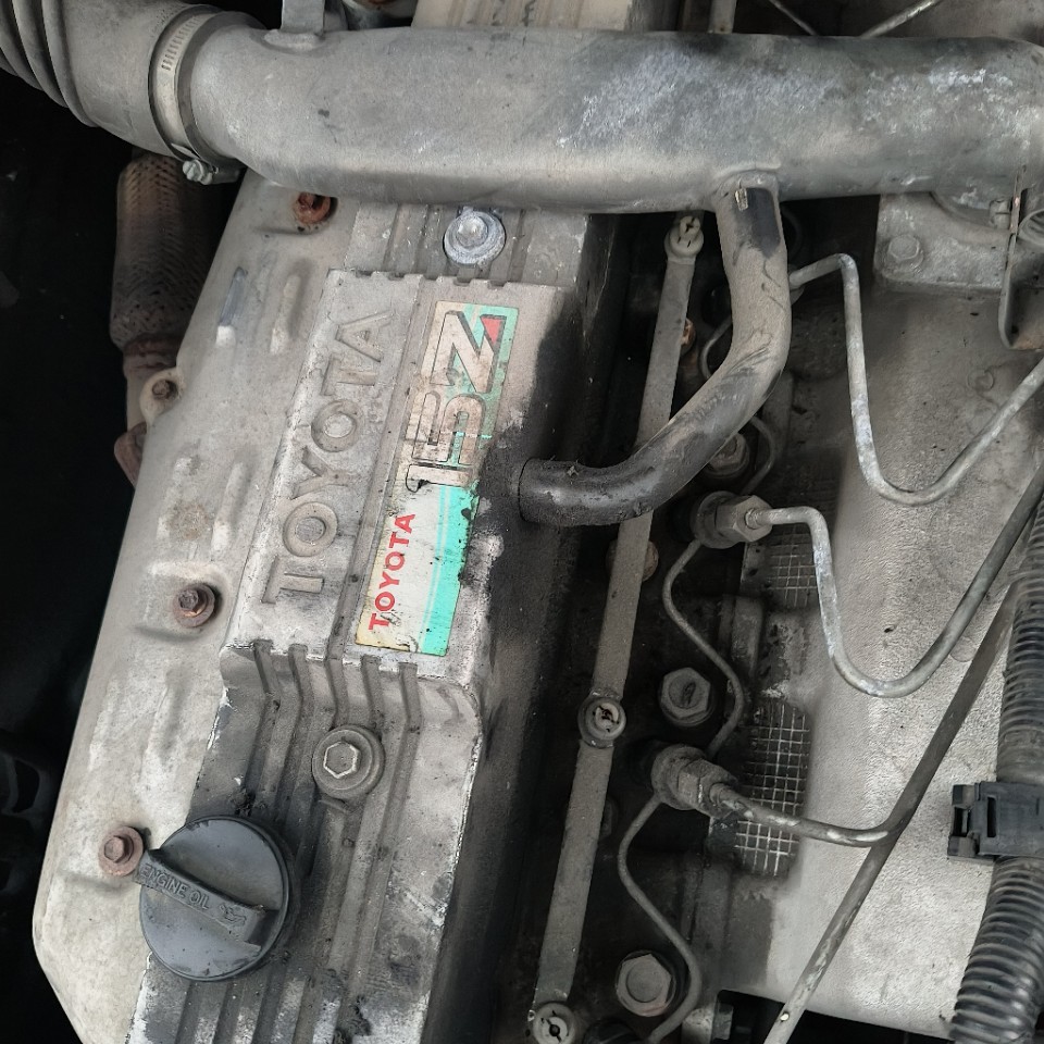 Supply of Used Toyota 8-Ton Forklifts, Japanese Diesel Forklifts, 90% New Heli Komatsu Mitsubishi Tcm Forklifts