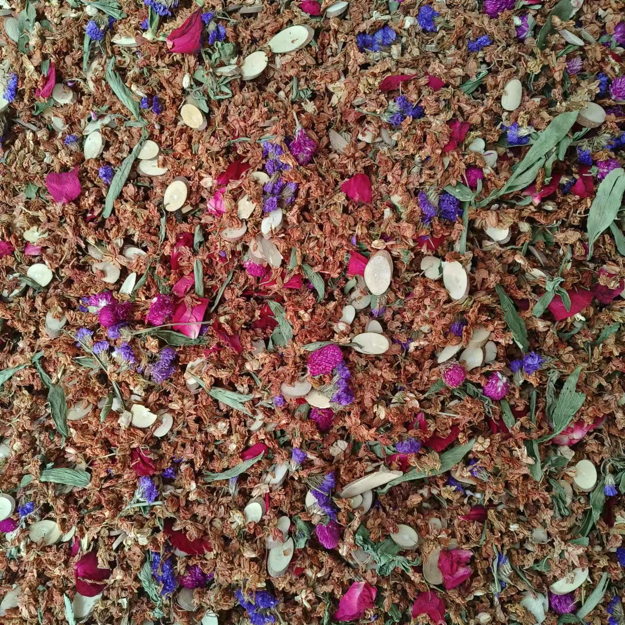 Шесть вкусов травяного чая с цветами ло хань и жасмином