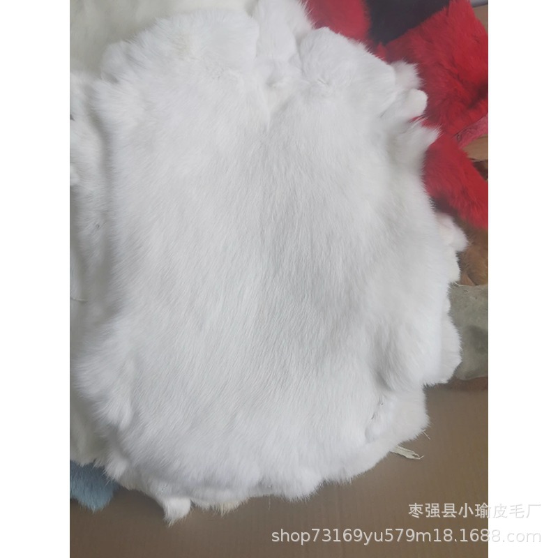Manufacturer Wholesale Large Size Rabbit Fur Whole Fur Raw Material Knee Pads Waist Pads Warm Pad Liner DIY Clutch Bag