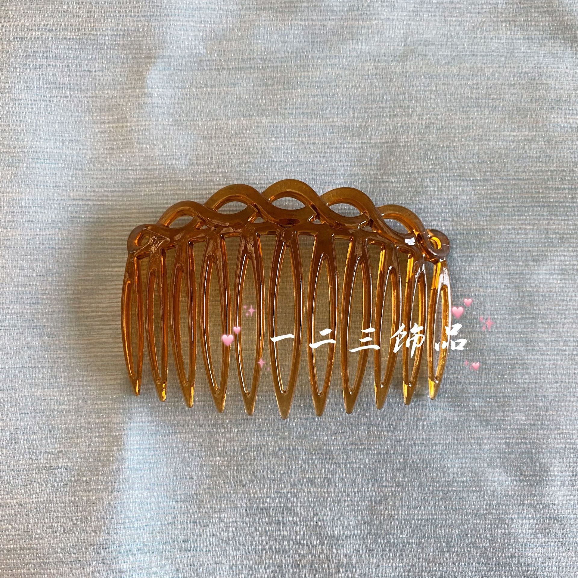 Factory Direct Sales 7.5cm New Classical Retro Braided 11-Tooth Plastic Hair Comb Plate Hair Fork Comb Eight-Shaped Comb