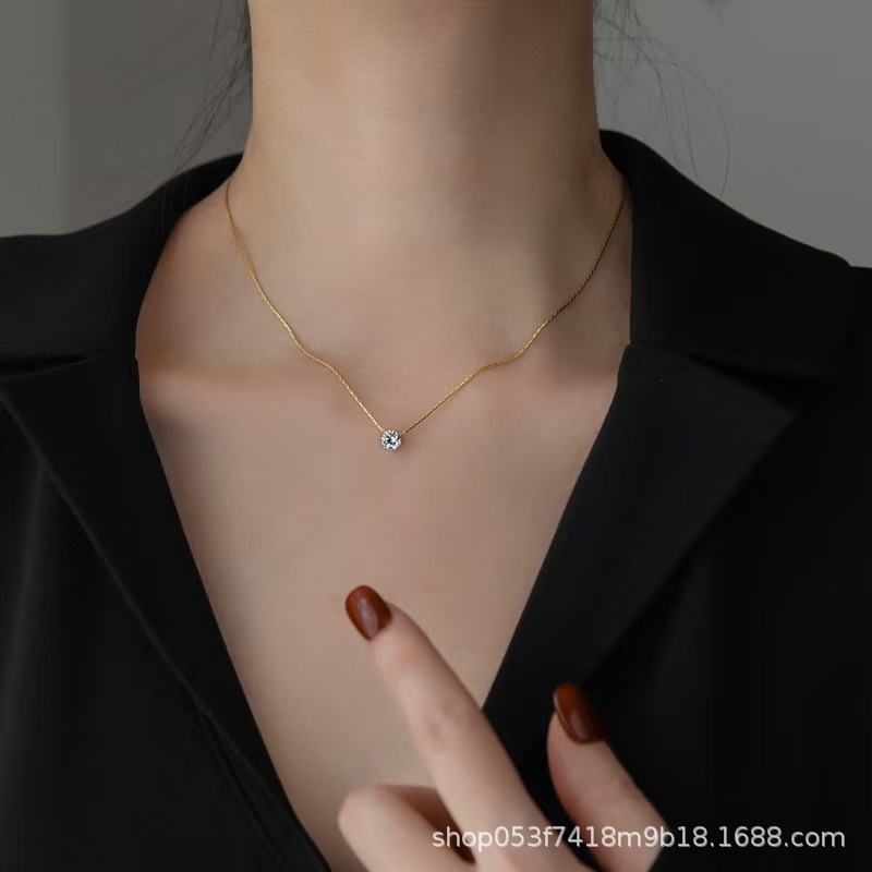 Titanium Steel Gold Six-Claw Zircon Necklace, Feminine Internet Celebrity, Versatile, Exquisite and Simple Clavicle Chain 18K Non-Fading