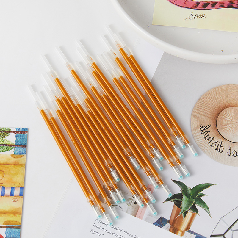 Large Quantity Wholesale Quick-Drying Scripture Copying Pen with Golden Refill for Special Use 0.7 Sandalwood Scented Gold Pen for Scripture Copying