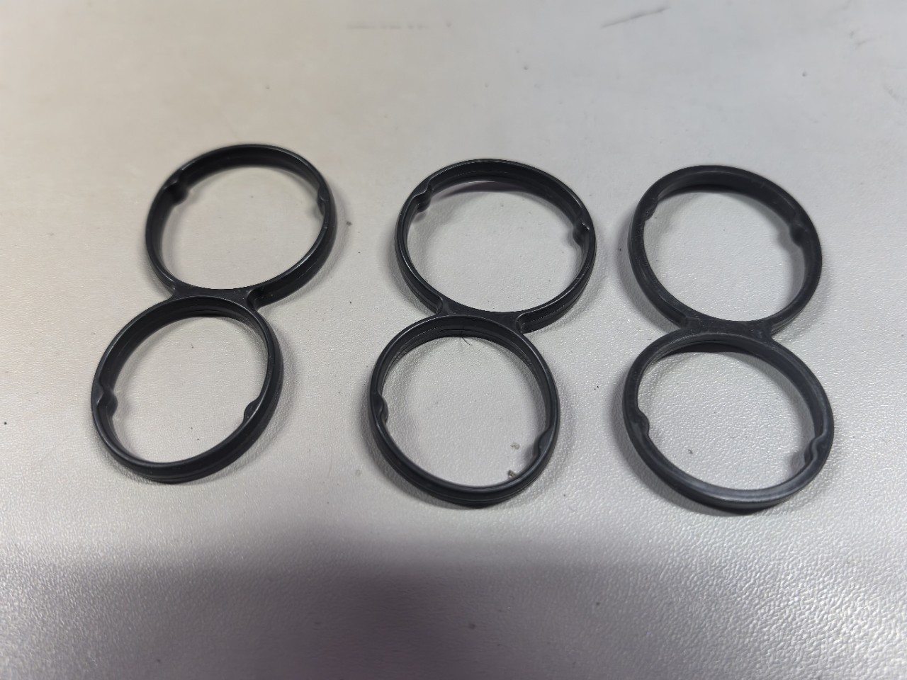 079103121Be 079103121Bb R8A8 Touareg S8Q7 Engine Filter Bracket Pad Seal