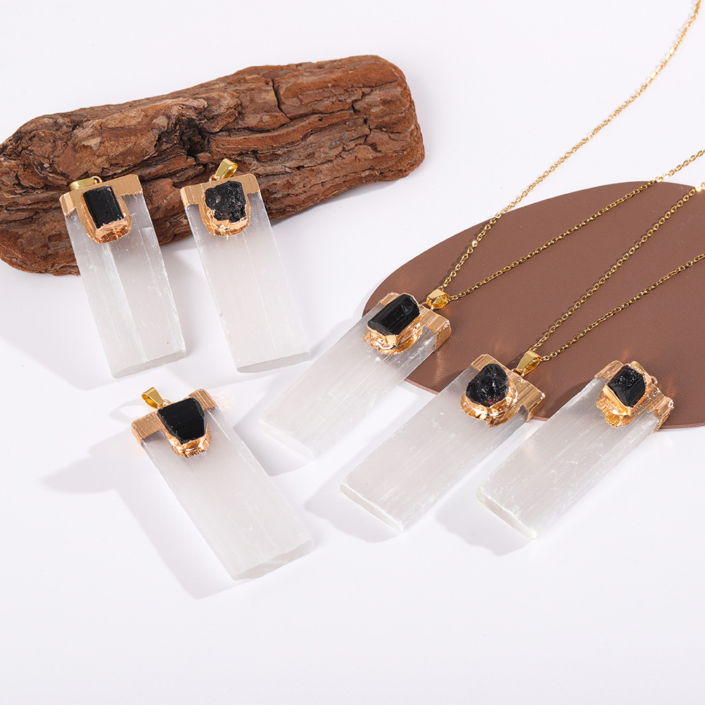 Трансграничная натуральная белая гипсовая инкрустированная черным турмалином подвеска электролитное квадратное сырье ожерелье европейские и американские DIY ювелирные украшения
