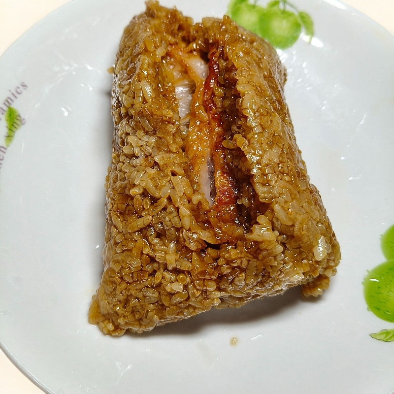 Pork Belly Rice Dumplings 220g*5 Pieces/Bag Authentic Jiaxing Meat Rice Dumplings Pork Belly Egg Yolk Rice Dumplings Nutritious Breakfast Frozen Delivery