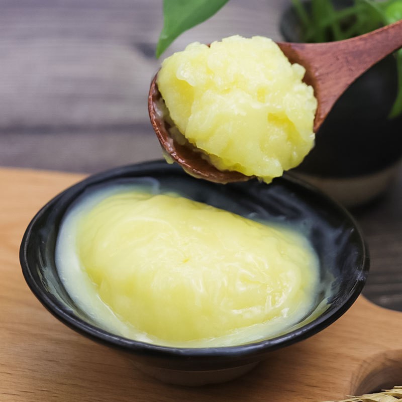 Yunnan Royal Jelly Fresh First Batch Royal Jelly Bee Bottle 250g Royal Jelly Plateau High Oryzanol Pure Natural Honey Source