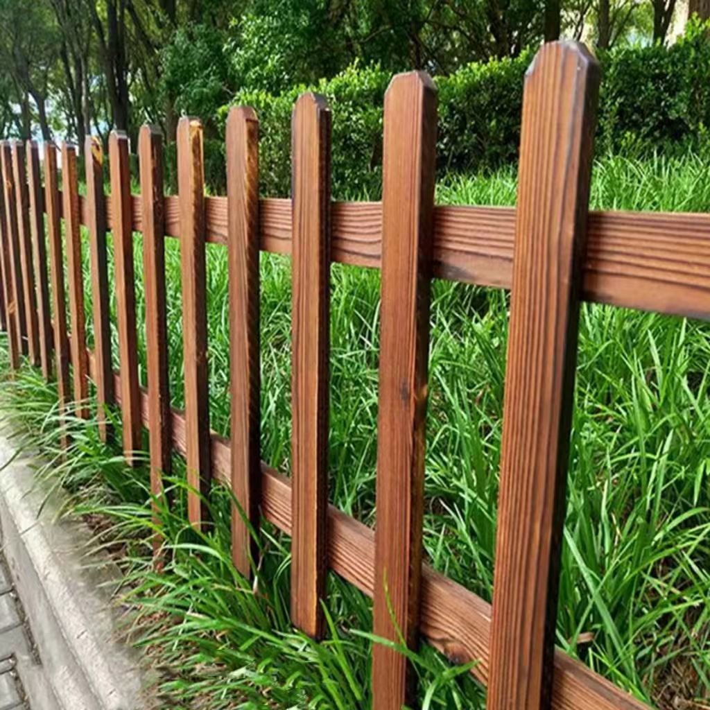 Wholesale Carbonized Anti-Corrosion Wood Fence Outdoor Partition Solid Wood Courtyard Lawn Garden Fence Outdoor Wooden Railing Guardrail