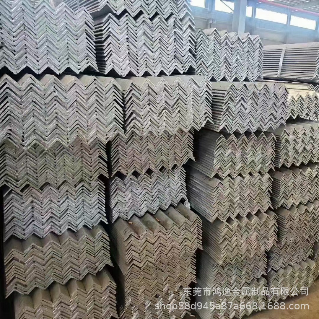 Hot-Dip Galvanized Angle Iron, Triangular Steel Angle, Steel Angle with Holes, Angle Steel Bracket, Universal Angle Iron, Hot-Dip Galvanized Angle Steel Q235B