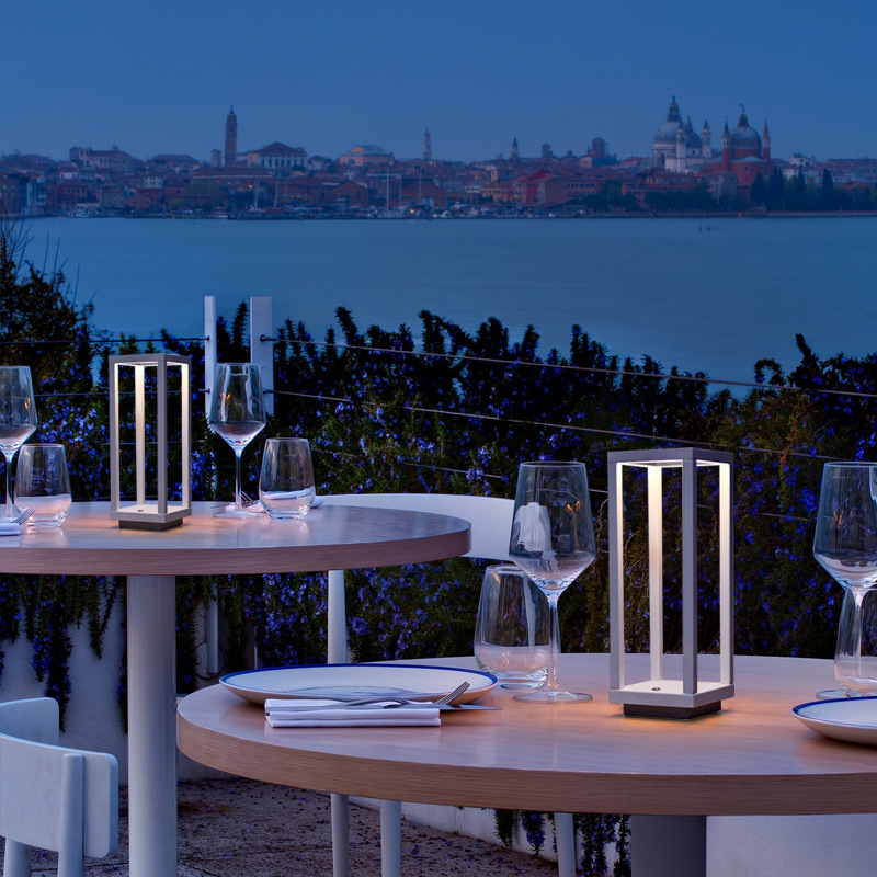 Cross-Border Led Touch Rechargeable Table Lamp, Western Restaurant Atmosphere Light, Outdoor Camping Bar Table Atmosphere Night Light