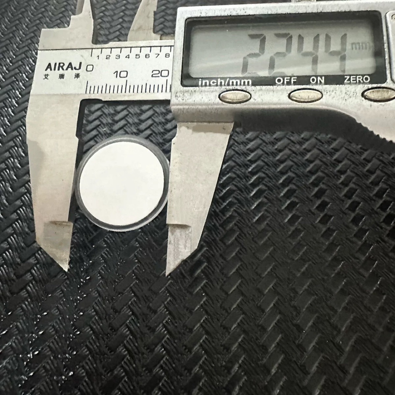 Adhesive Hook Ceiling Disc Adhesive Hook Self-Adhesive Transparent Strong Hanging Flag Poster Invisible Hook Adhesive Hook 2.2cm