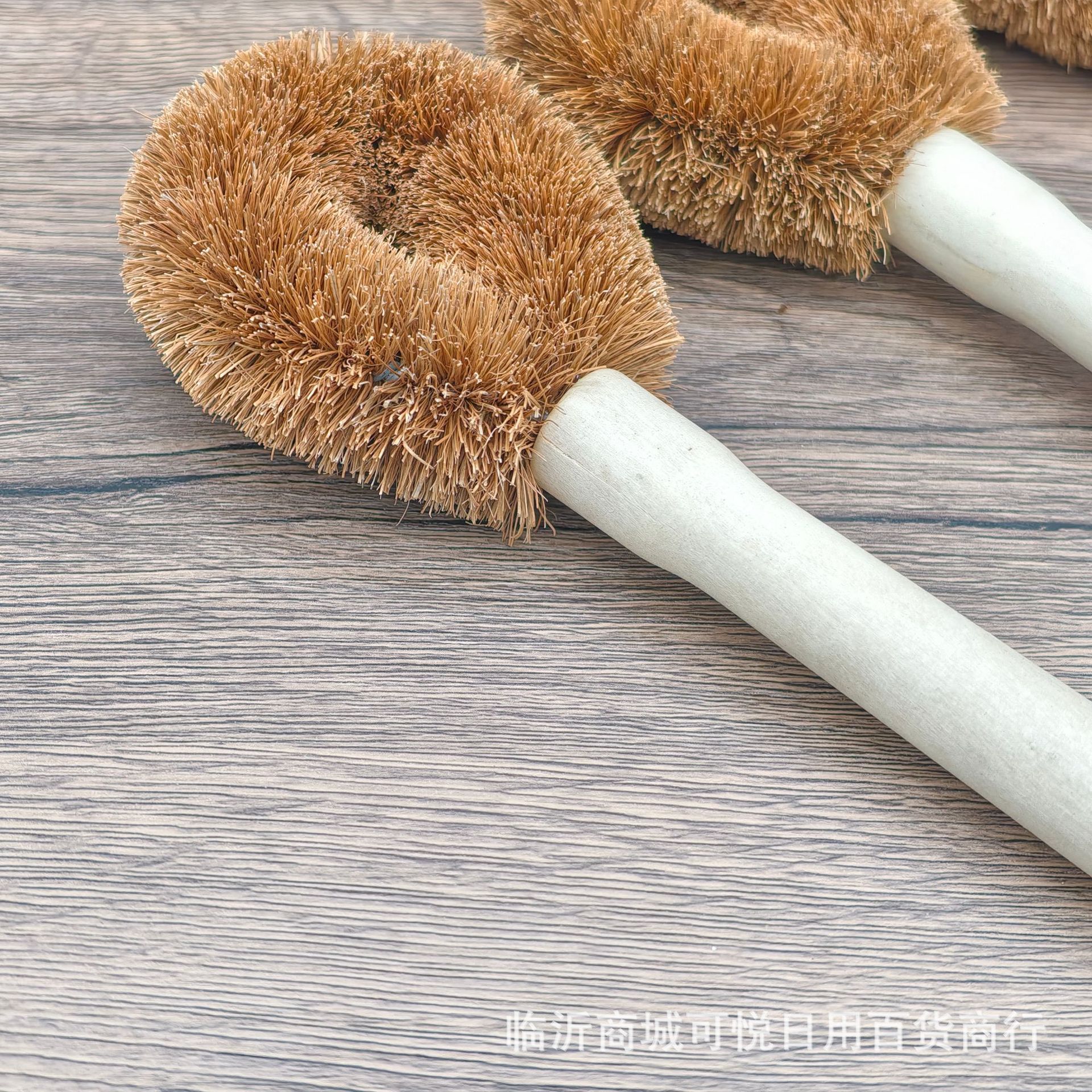 Coconut Palm Wood Handle Pot Brush Supermarket Linyi Daily Necessities 0.05kg Yuan Store Kitchen Cleaning Long Handle Palm Silk Pot and Bowl Brush