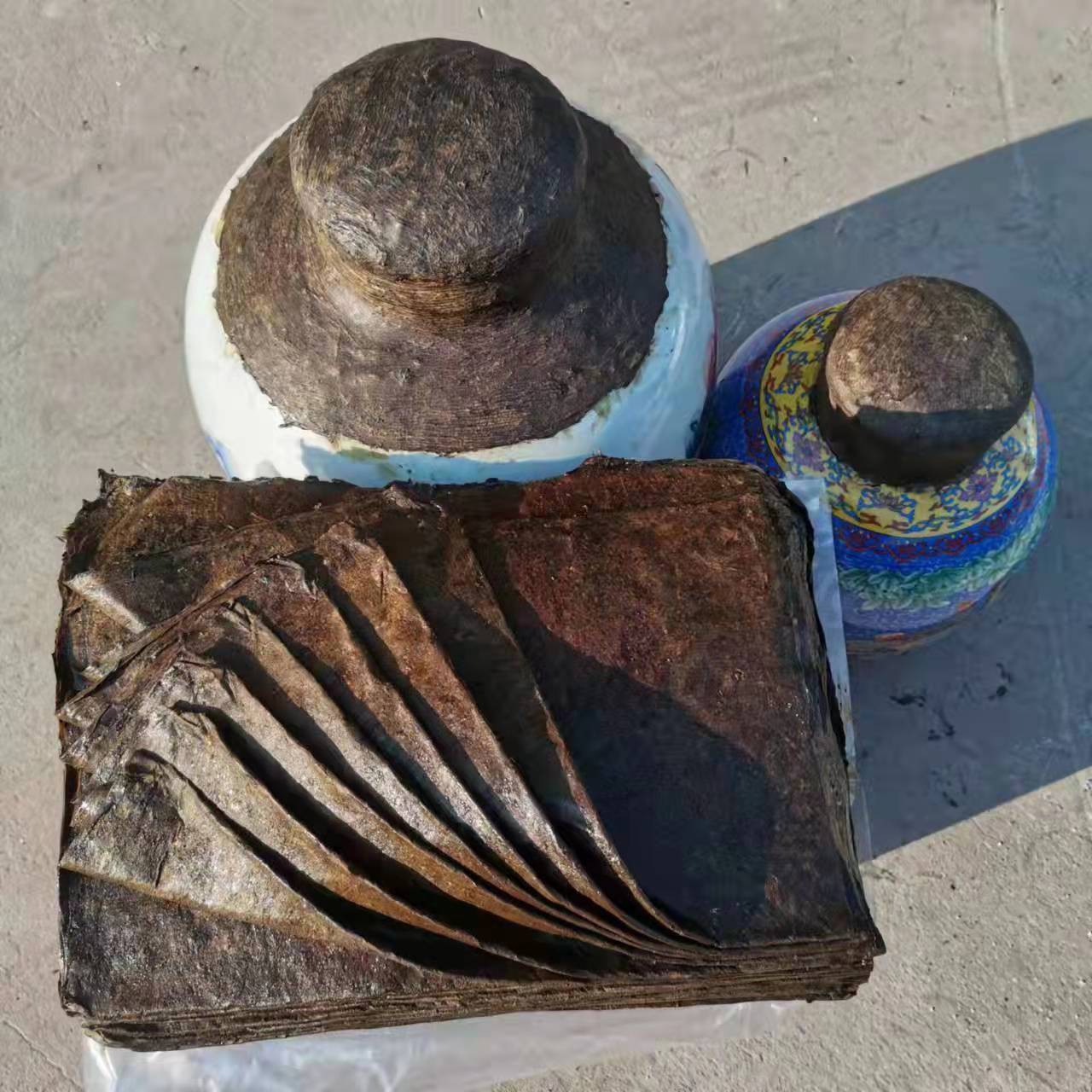 45cm Mulberry Paper for Sealing Wine Jars, Blood Paper for Sealing Wine Bottles, Blood Paper for Cellar Storage, Ancient Laser-Cut Paper for Wine Jars