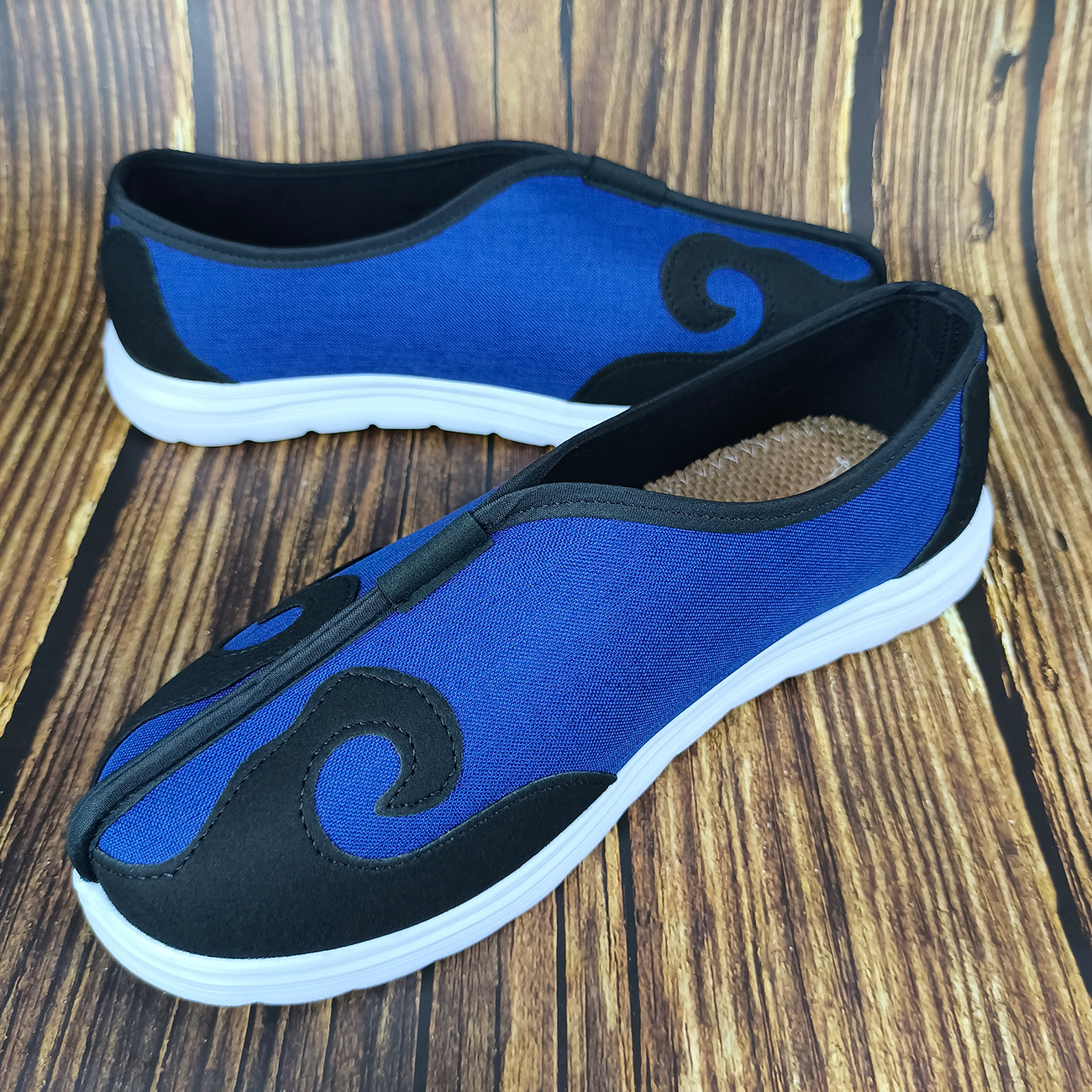 Spring, Summer, Autumn Breathable Cloth Shoes Taoist Shoes Taoist Ten Directions Cloud Hook Cloud Head Tai Chi Shoes Non-Slip for Men and Women