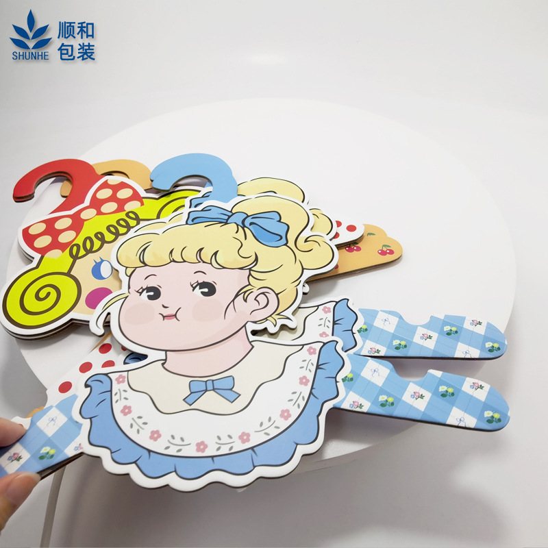 Customized Cardboard Clothes Hangers for Kidsren and Infants Cartoon Non-Slip Star Humanoid Paper Clothes Hangers Custom Printed Fsc